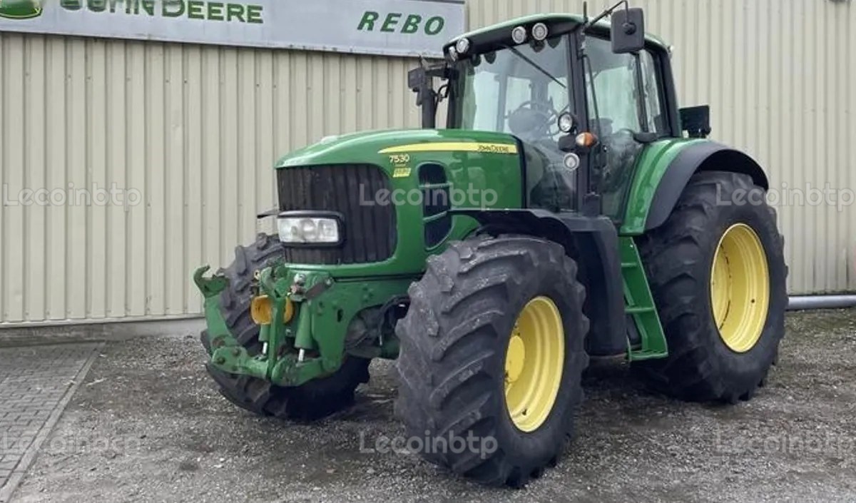 JOHN DEERE 7530