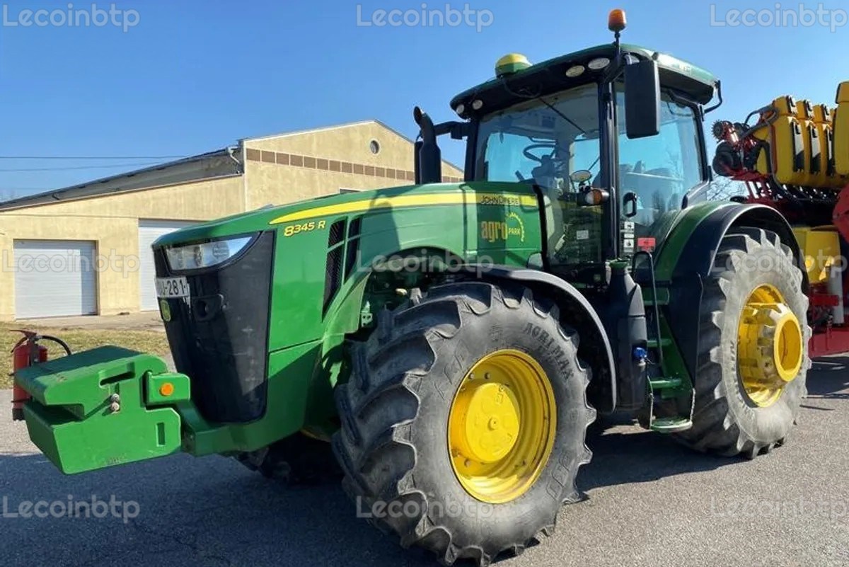 JOHN DEERE 8345 R