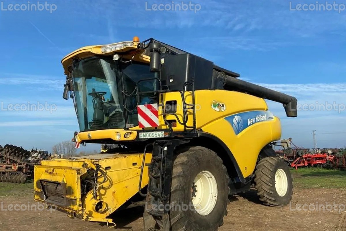 NEW HOLLAND CR 9060 ELEVATION