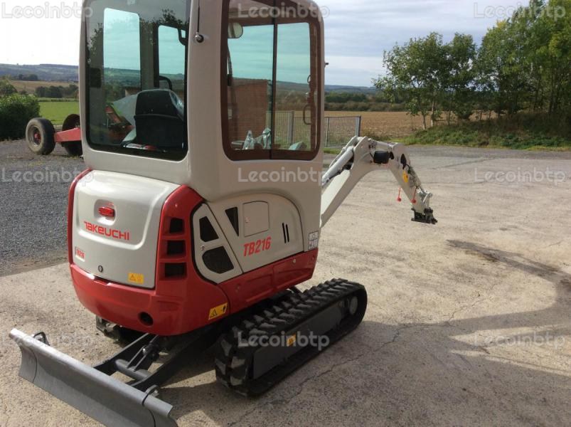 TAKEUCHI TB216