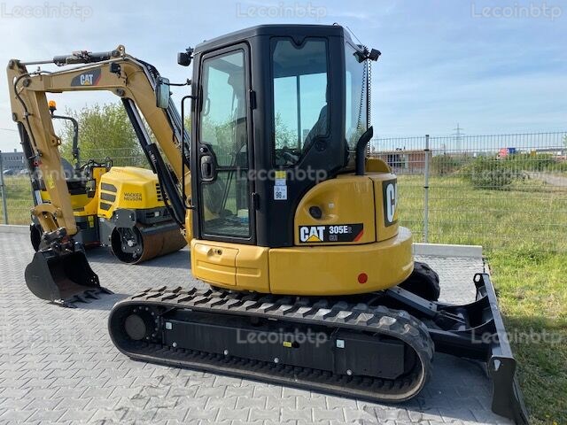 Mini-Pelle CATERPILLAR 305ECR neuve