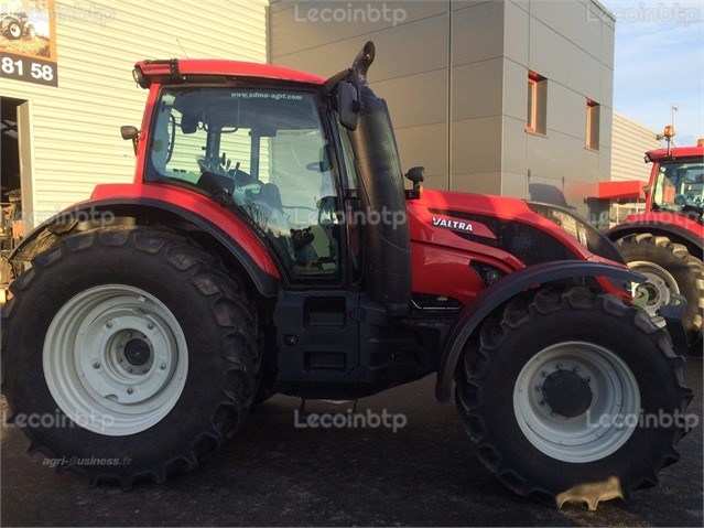 VALTRA T144 2017