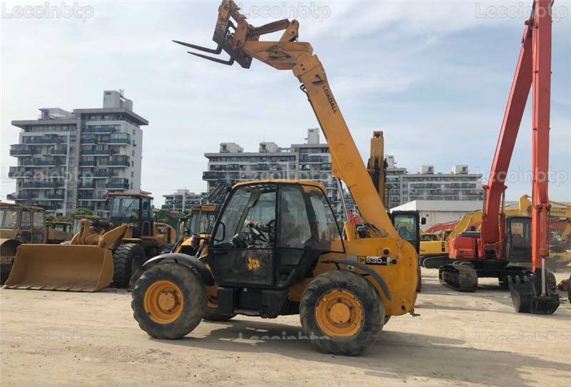 CHARIOT TÉLESCOPIQUE JCB 530