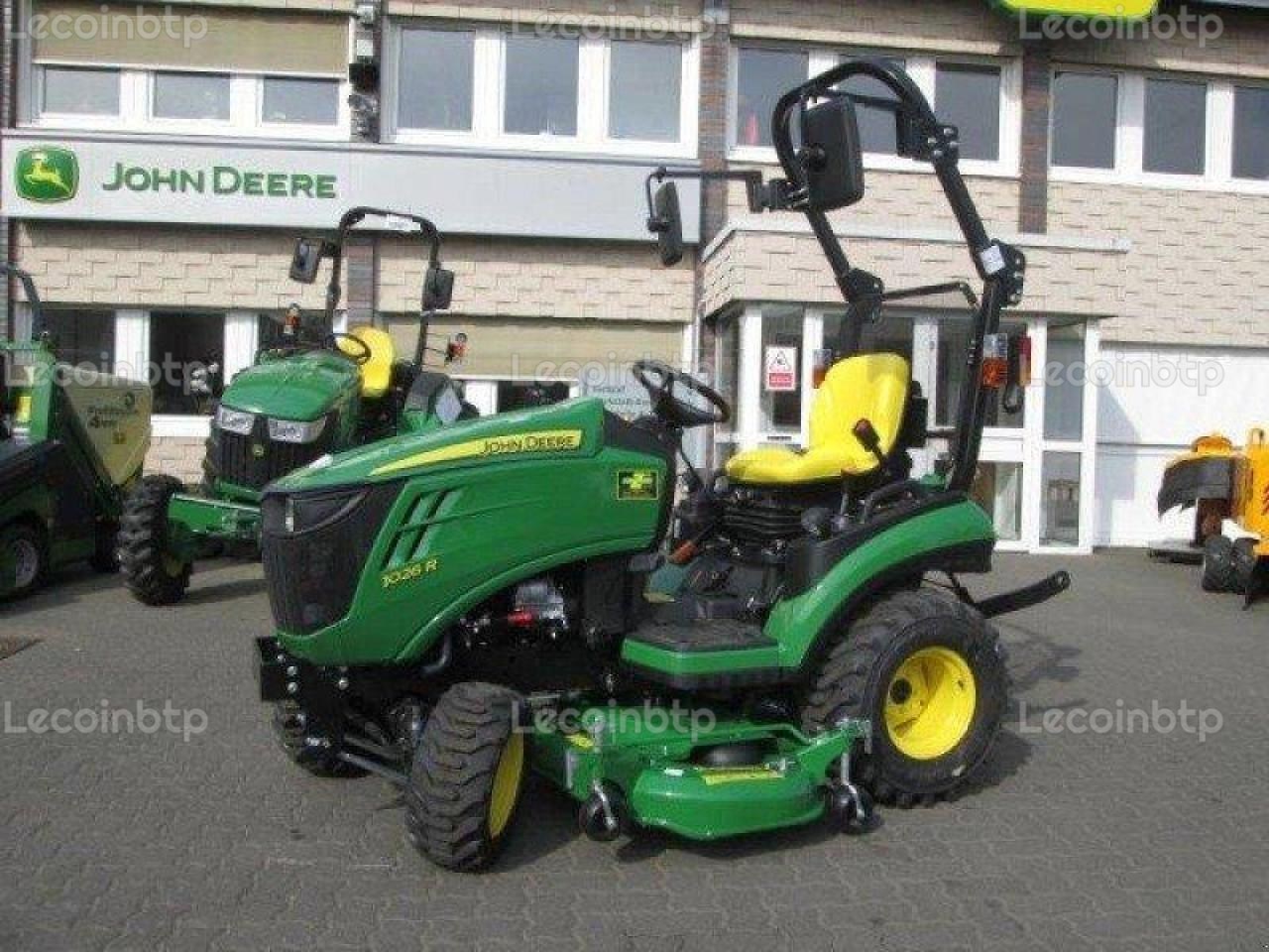 MICRO TRACTEUR John Deere 1026r kab