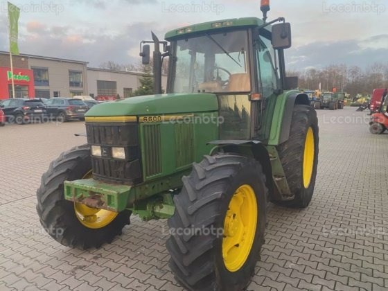 John Deere 6600