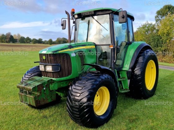 John Deere 6220 4WD