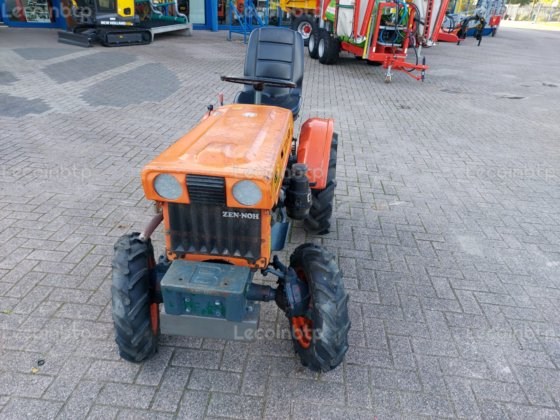 KUBOTA B6000