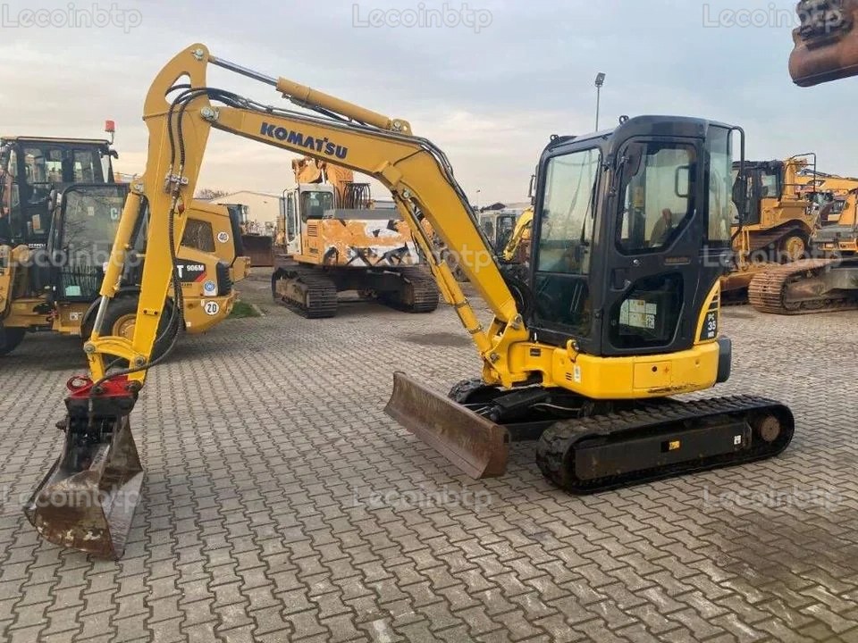 Mini-Pelle Komatsu PC35mr-3