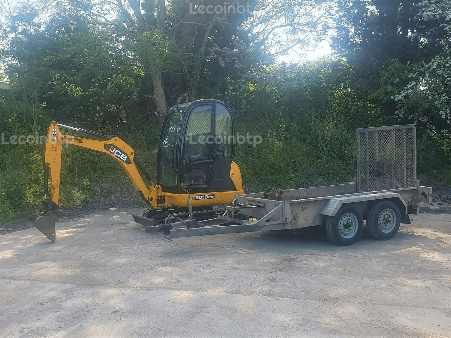 Mini Pelle JCB 8018 + remorque williams