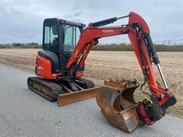 Mini Pelle Kubota U27-4-attache rotative inclinable