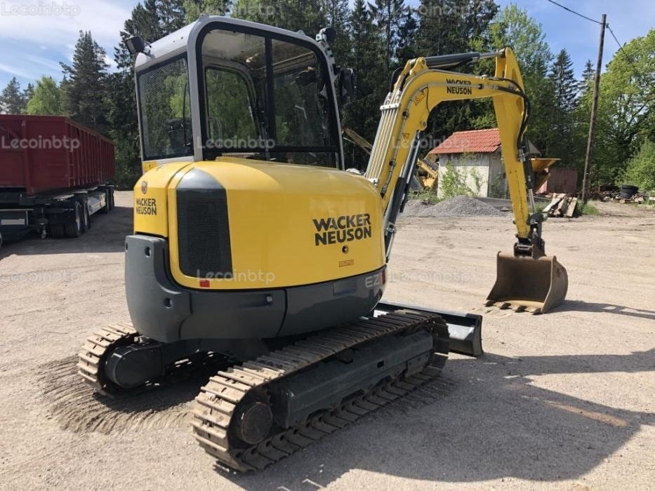 Mini-pelle WACKER NEUSON EZ 38