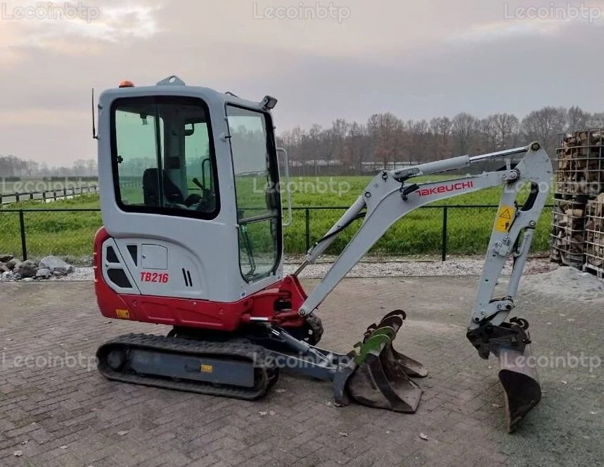 Mini Pelle Takeuchi TB216 2018