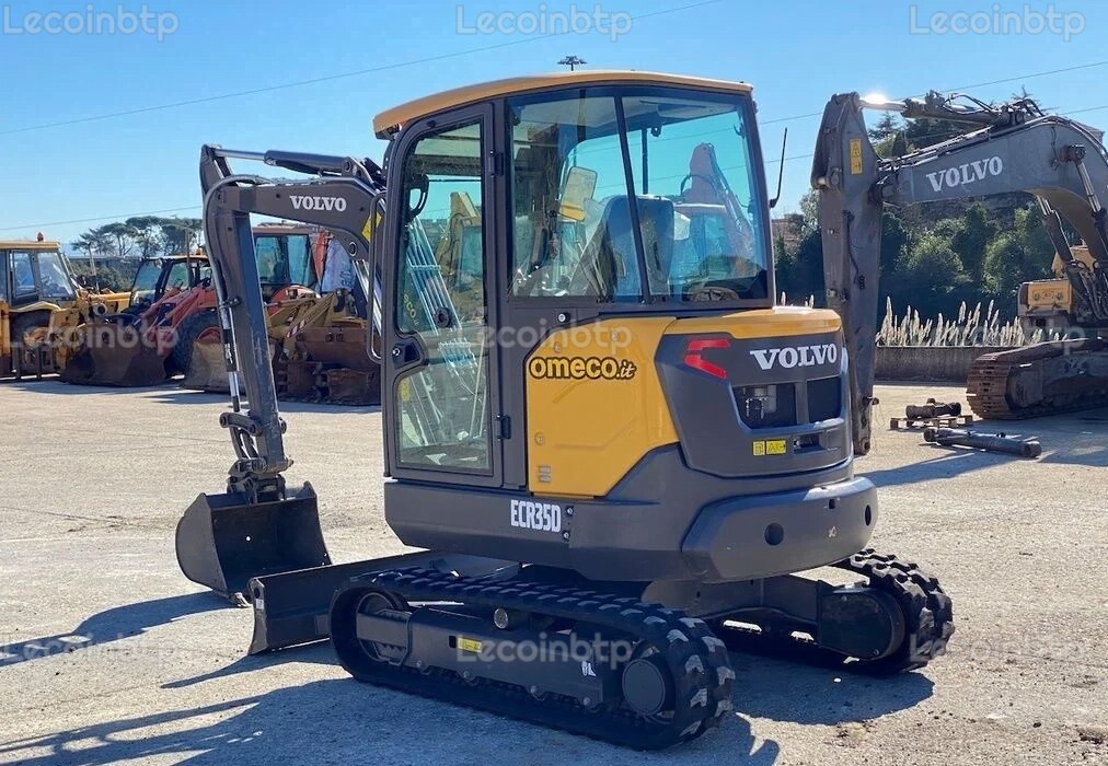 Mini Pelle sur chenilles Volvo ECR35D