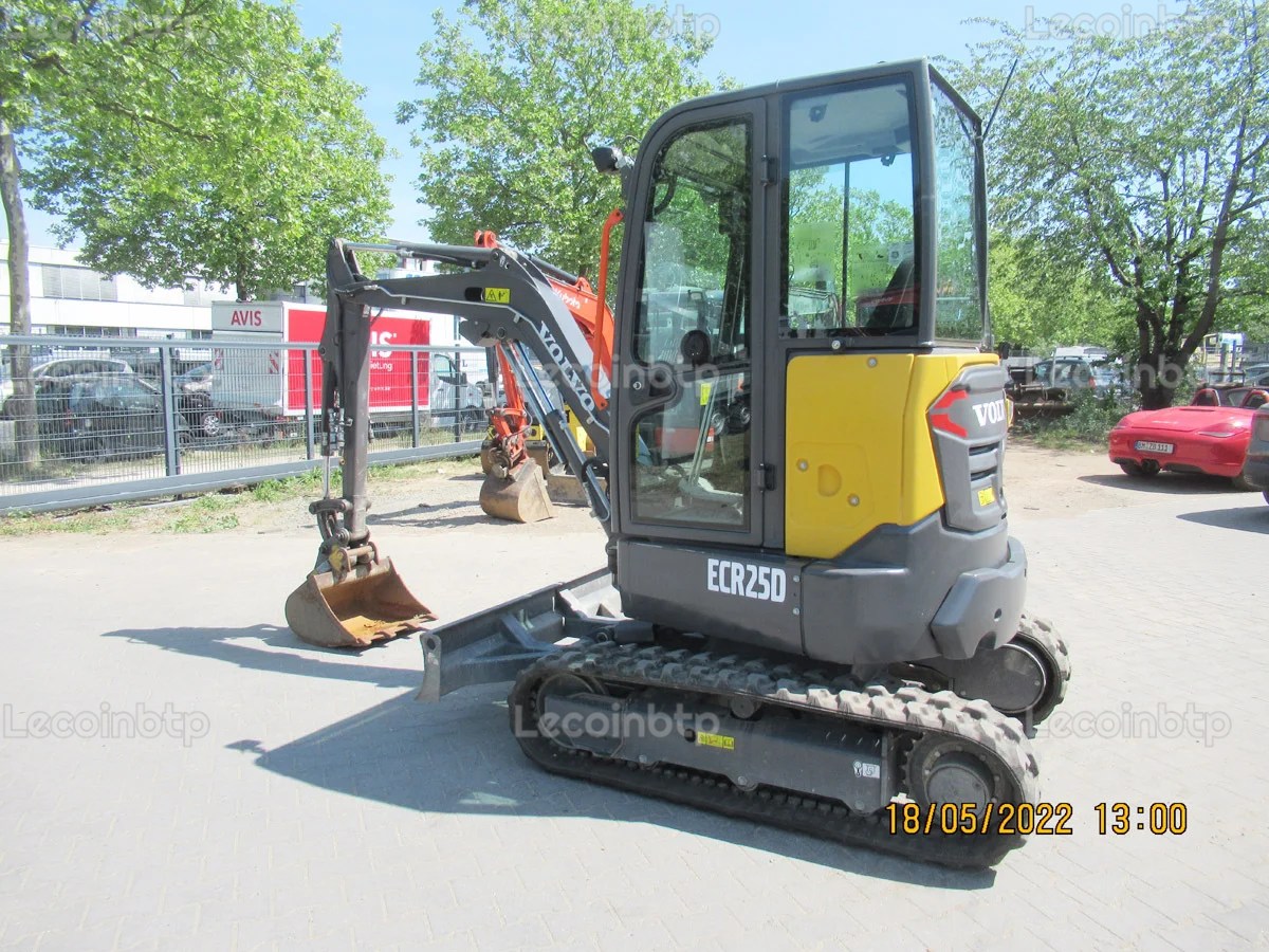 Mini Pelle Volvo ECR25D