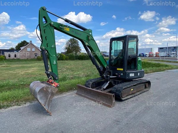 Mini Pelle BOBCAT E55